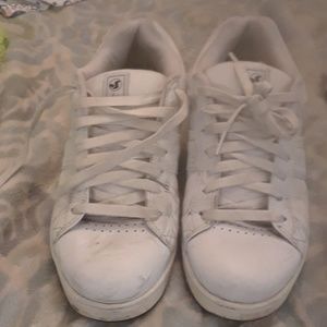 Solid white Steve Berra DVS SKATE SHOES SIZE 9